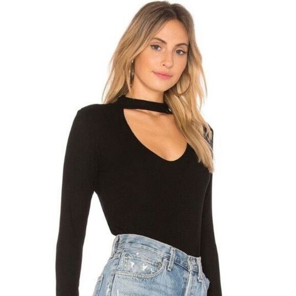 Elegant Black Women's Top - Picture 1 of 9